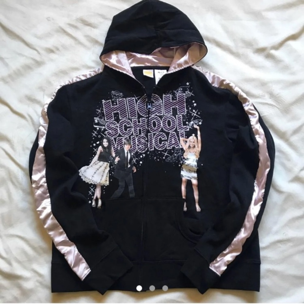 High School Musical Girls XL woman’s S/M Sweater